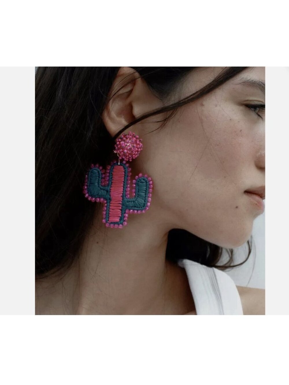 Zara Earrings Cactus Bead Raffia Glitter Statement Boho Crochet Pink New - Picture 4 of 4